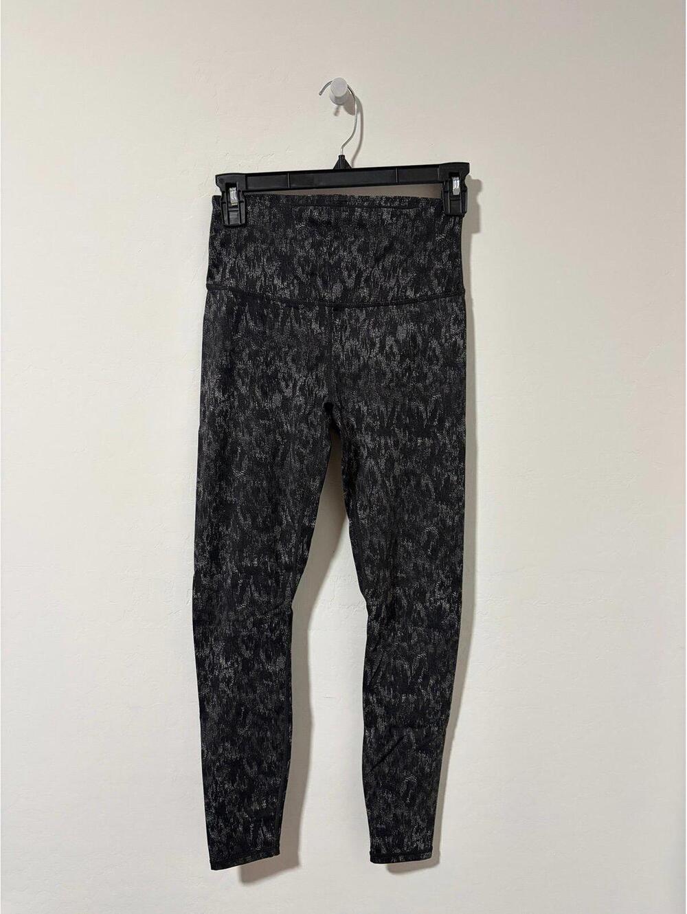 Varley Let's Go High Rise Legging 25 - Monochrome Cheetah - Womens size XS